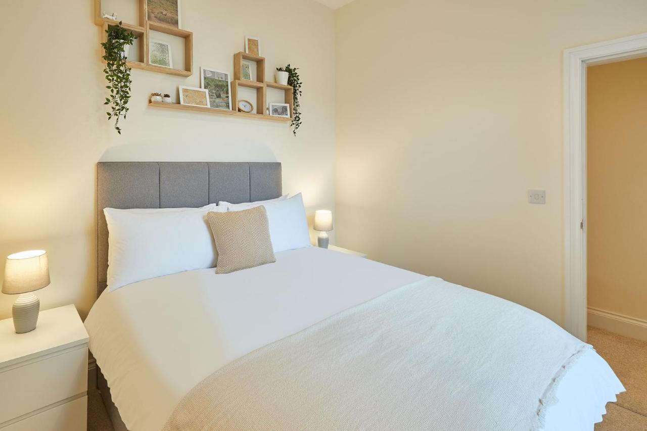 Host & Stay - South Cliff Apartment Scarborough Eksteriør billede